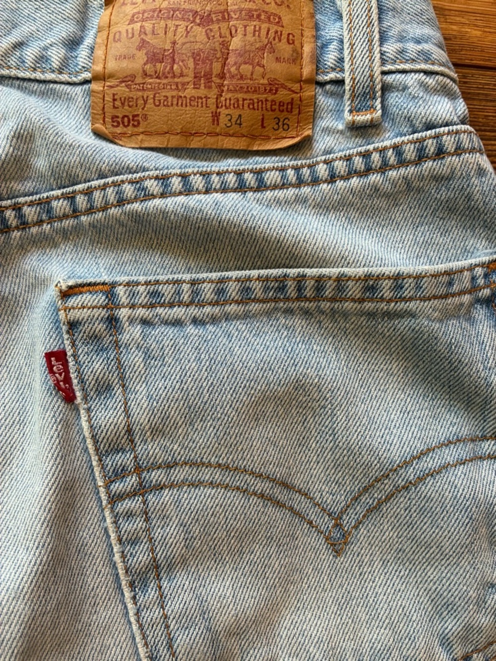 Vintage Levi’s 505 Jeans 34x36 Light Wash Faded Distressed Straight Leg Y2K - Picture 12 of 14